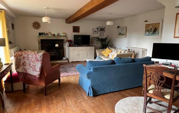 Maison CIVRAY (86400)  185 m2 249 950 € 