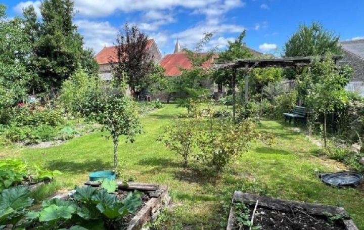 Maison VILLEFAGNAN (16240)  294 m2 210 500 € 