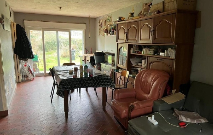 Maison RUFFEC (16700)  106 m2 85 490 € 