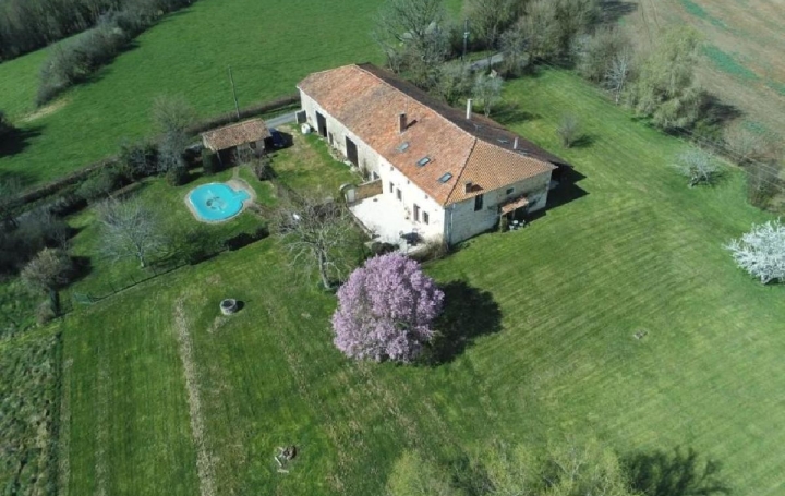 Maison CHAMPAGNE-MOUTON (16350)  280 m2 299 950 € 