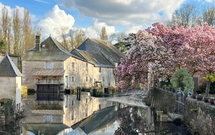 Maison VERTEUIL-SUR-CHARENTE (16510)  129 m2 263 150 € 