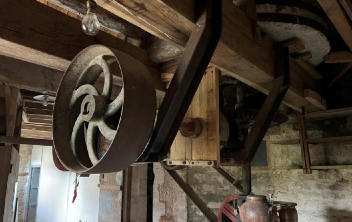 Maison VERTEUIL-SUR-CHARENTE (16510)  129 m2 263 150 € 