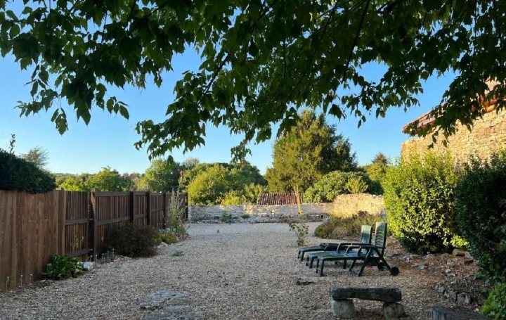 Maison NANTEUIL-EN-VALLEE (16700)  105 m2 126 595 € 