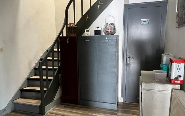 Maison RUFFEC (16700)  100 m2 91 350 € 