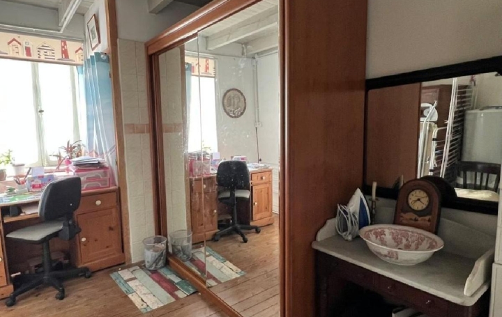 Maison RUFFEC (16700)  56 m2 55 000 € 