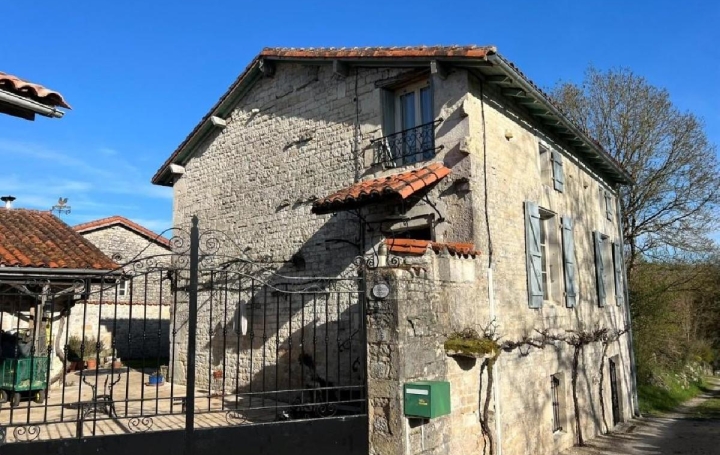 Maison MANSLE (16230)  120 m2 158 500 € 