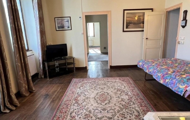Maison CIVRAY (86400)  172 m2 118 275 € 