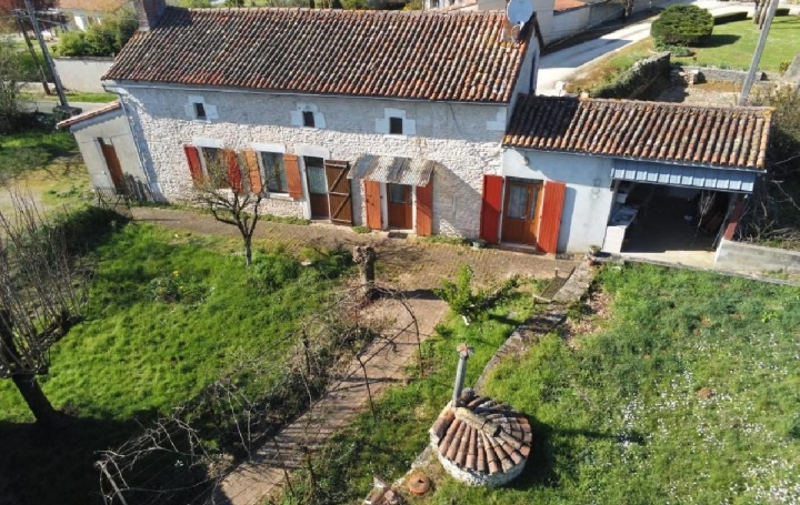 Maison CIVRAY (86400)  172 m2 118 275 € 