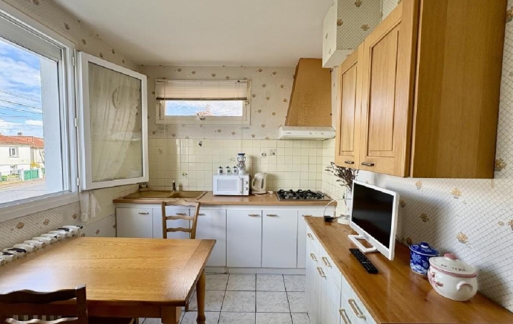 Maison RUFFEC (16700)  85 m2 129 000 € 