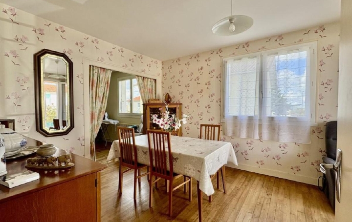 Maison RUFFEC (16700)  85 m2 129 000 € 