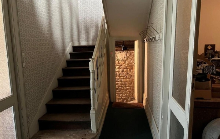 Maison RUFFEC (16700)  173 m2 125 530 € 