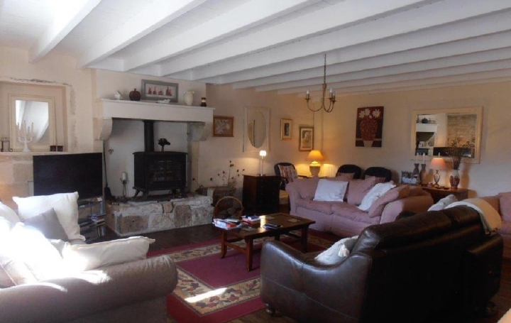 Maison SAUZE-VAUSSAIS (79190)  203 m2 258 500 € 