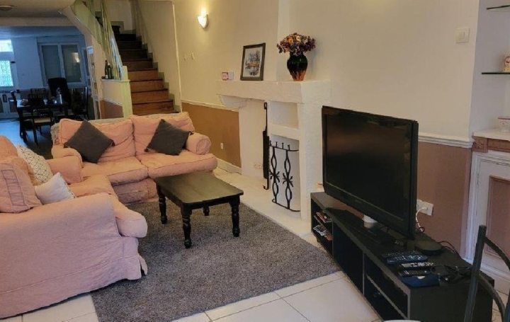 Maison RUFFEC (16700)  127 m2 129 500 € 