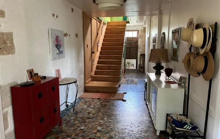 Maison SAUZE-VAUSSAIS (79190)  273 m2 259 950 € 