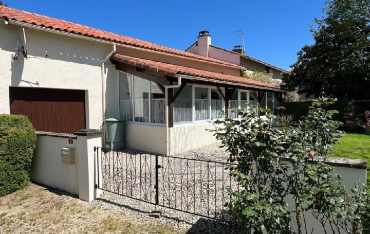 Maison CHEF-BOUTONNE (79110)  147 m2 117 000 € 