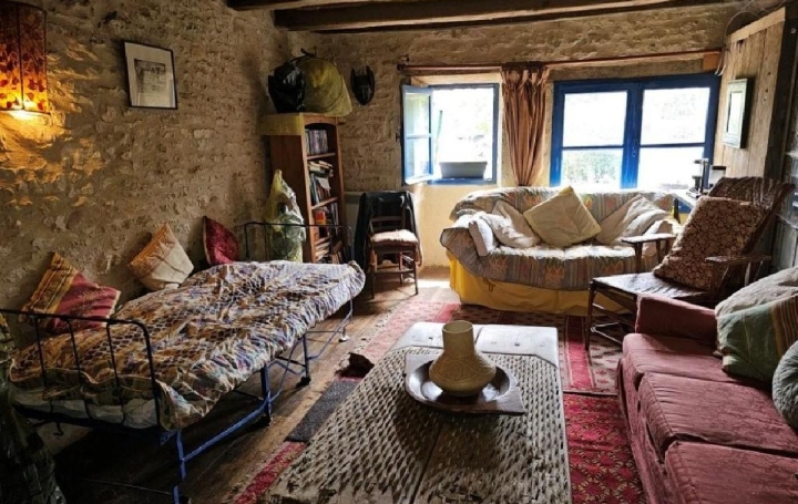 Maison SAINT-CLAUD (16450)  99 m2 86 000 € 