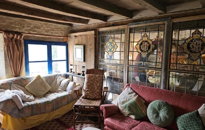 Maison SAINT-CLAUD (16450)  99 m2 86 000 € 