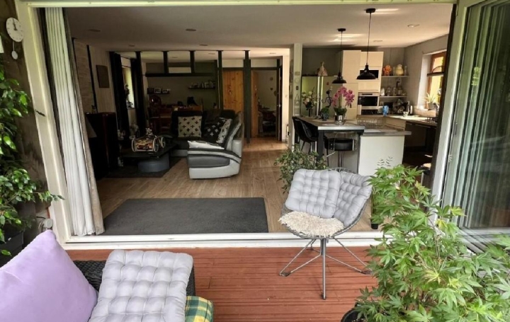 Maison NANTEUIL-EN-VALLEE (16700)  97 m2 187 000 € 