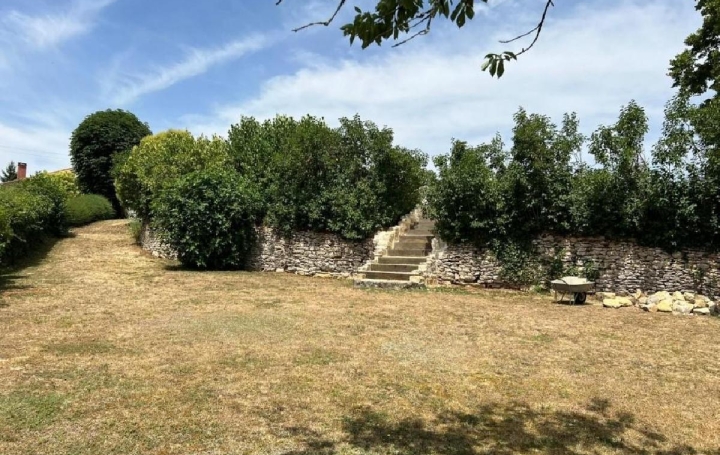 Maison NANTEUIL-EN-VALLEE (16700)  170 m2 255 300 € 