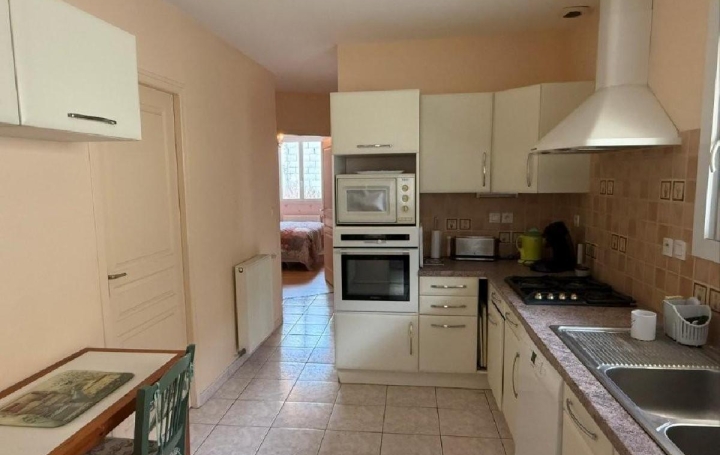 Maison RUFFEC (16700)  124 m2 99 950 € 