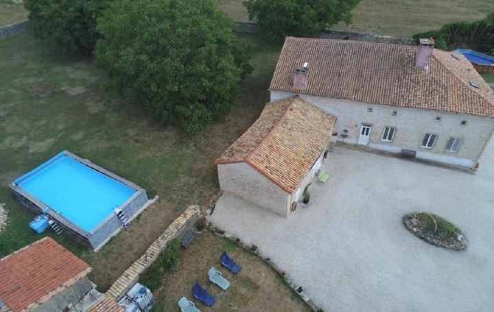 Maison SAUZE-VAUSSAIS (79190)  405 m2 389 400 € 