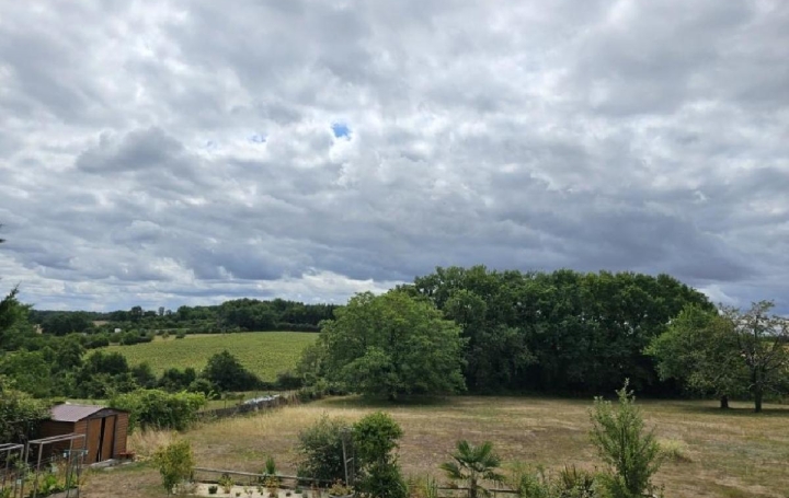 Maison AUNAC (16460)  86 m2 139 780 € 