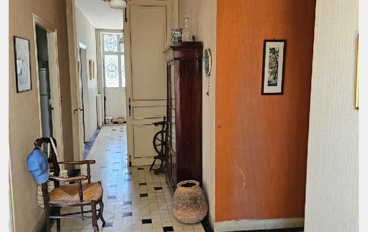 Maison VILLEFAGNAN (16240)  258 m2 185 000 € 