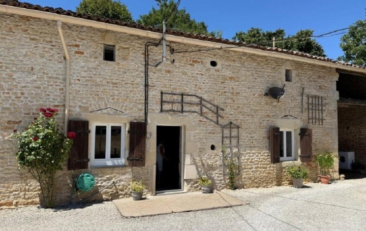 Maison CIVRAY (86400)  240 m2 249 950 € 