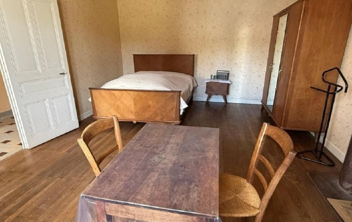 Maison SAUZE-VAUSSAIS (79190)  162 m2 180 850 € 