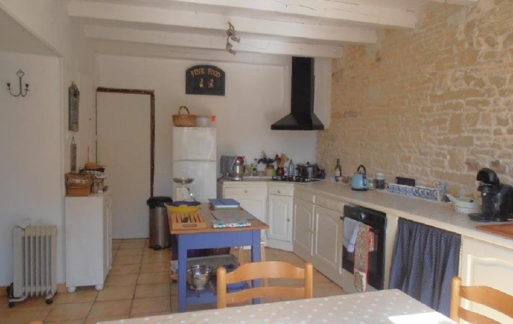 Maison CHAMPAGNE-MOUTON (16350)  127 m2 129 950 € 