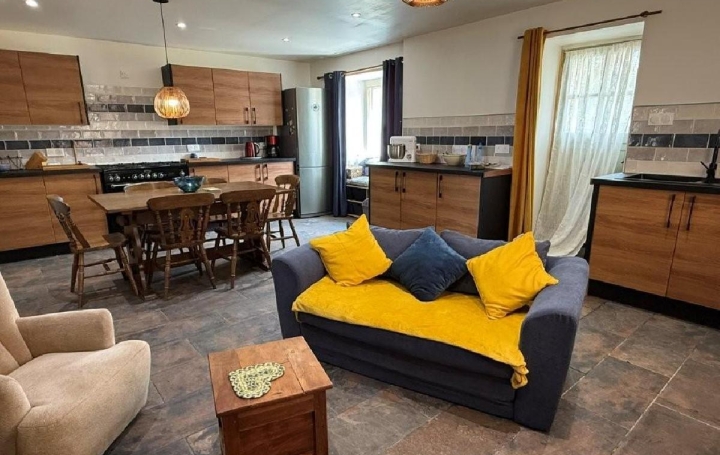 Maison CIVRAY (86400)  108 m2 123 650 € 