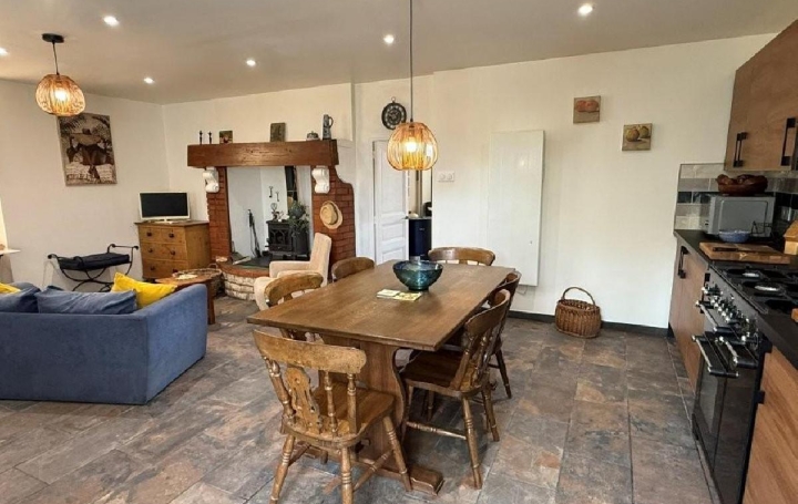 Maison CIVRAY (86400)  108 m2 123 650 € 