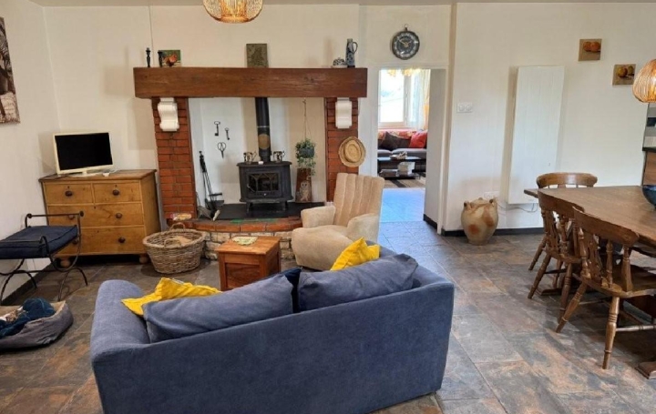 Maison CIVRAY (86400)  108 m2 123 650 € 