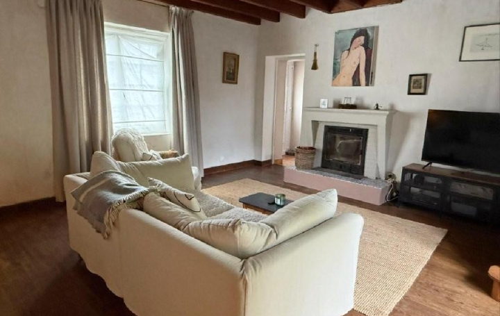 Maison RUFFEC (16700)  89 m2 93 500 € 