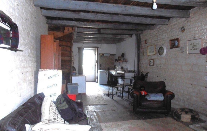 Maison SAUZE-VAUSSAIS (79190)  110 m2 34 000 € 