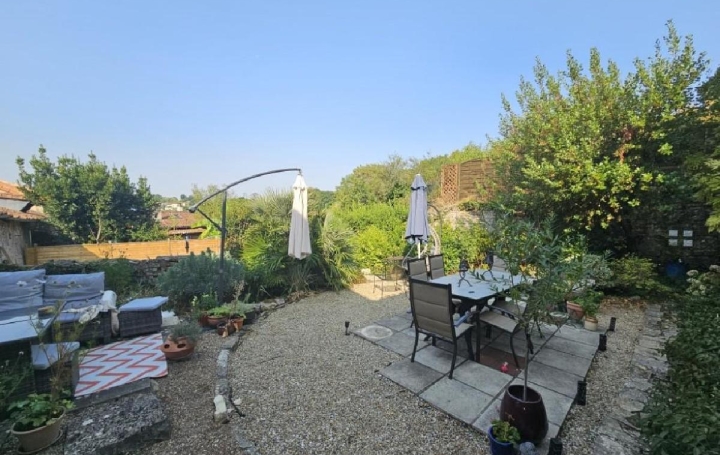 Maison NANTEUIL-EN-VALLEE (16700)  108 m2 169 450 € 