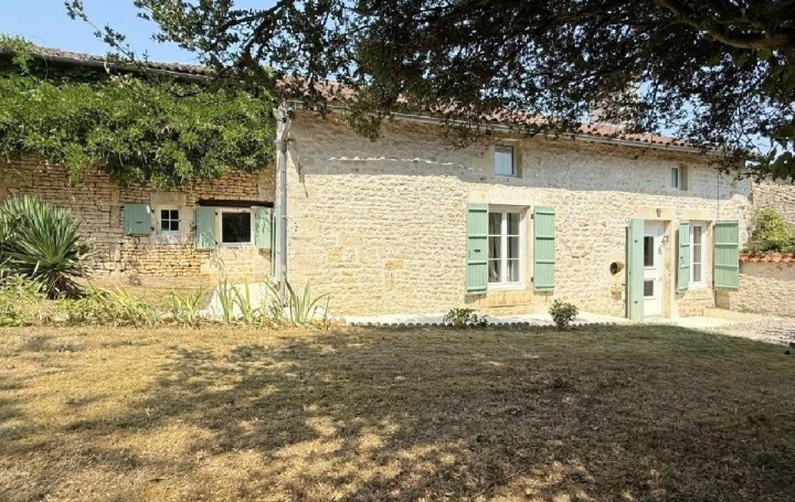 Maison VILLEFAGNAN (16240)  228 m2 253 950 € 
