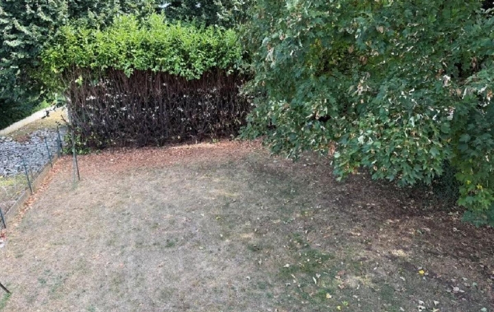 Maison RUFFEC (16700)  78 m2 96 750 € 