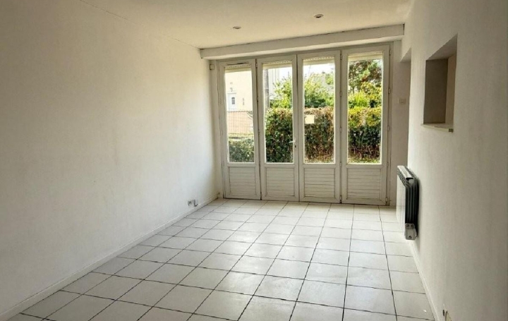 Maison RUFFEC (16700)  78 m2 96 750 € 