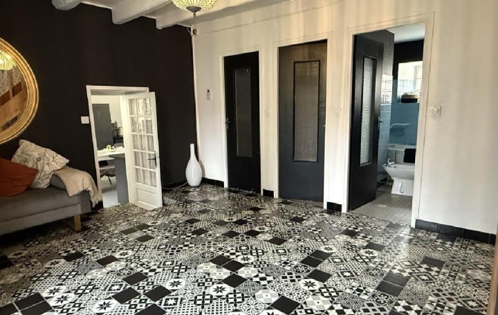 Maison VILLEFAGNAN (16240)  315 m2 264 550 € 