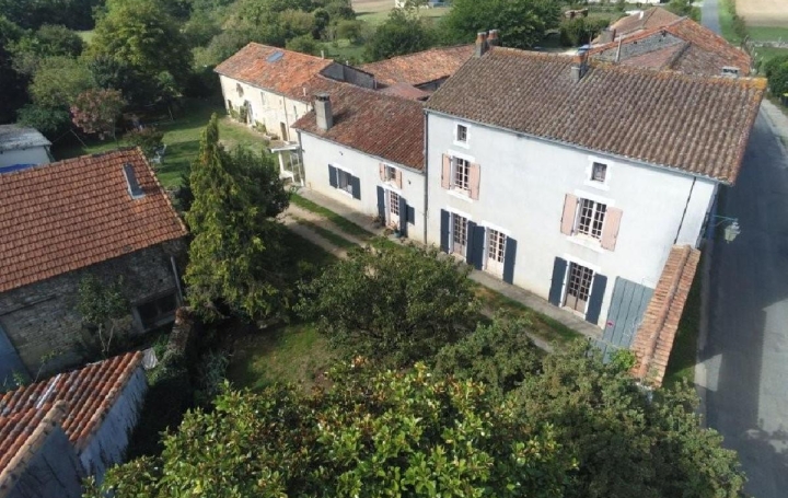 Maison VILLEFAGNAN (16240)  315 m2 264 550 € 