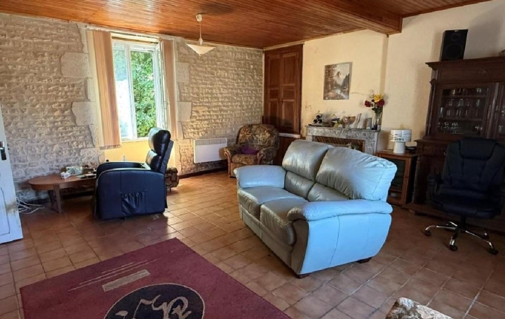 Maison VILLEFAGNAN (16240)  183 m2 145 150 € 