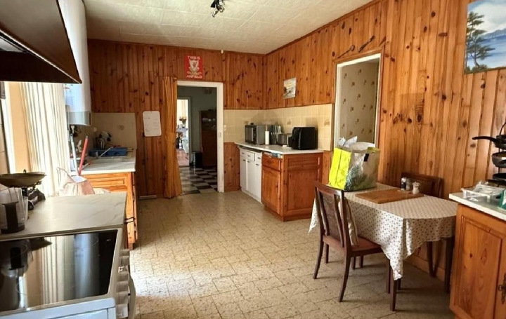 Maison VILLEFAGNAN (16240)  183 m2 145 150 € 