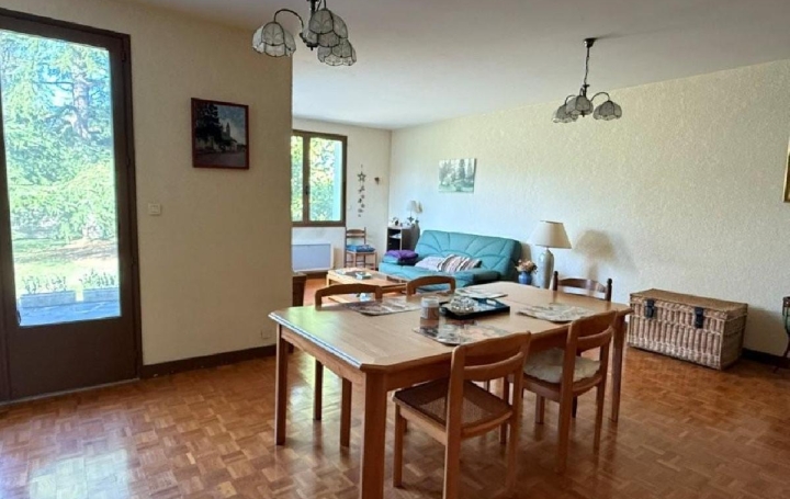 Maison RUFFEC (16700)  107 m2 122 995 € 