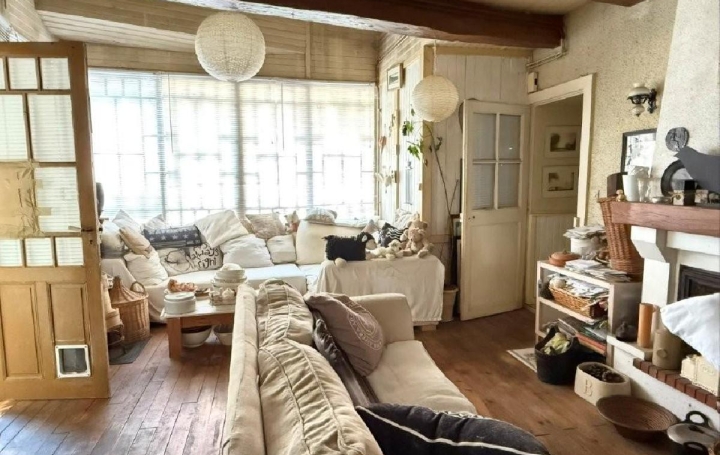 Maison RUFFEC (16700)  103 m2 75 000 € 