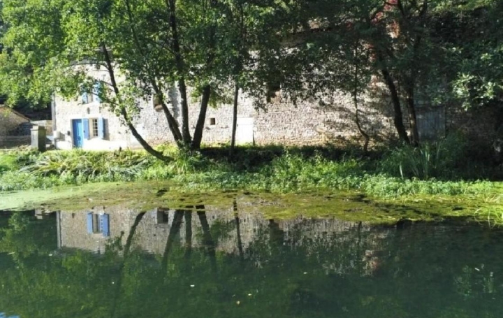 Maison CIVRAY (86400)  99 m2 117 645 € 