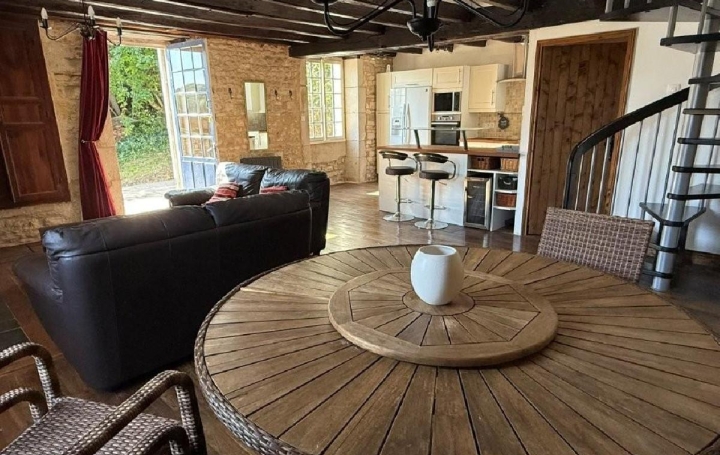 Maison CIVRAY (86400)  99 m2 117 645 € 