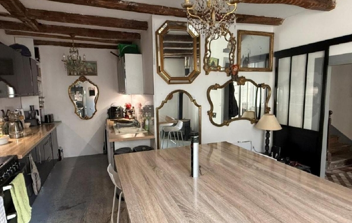 Maison RUFFEC (16700)  165 m2 186 000 € 