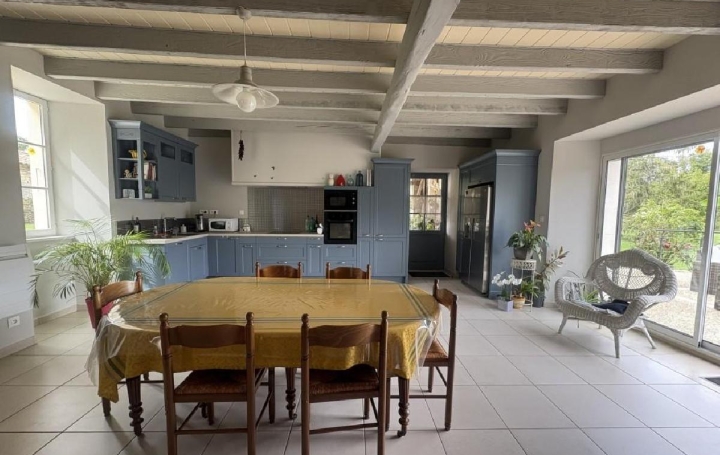 Maison VILLEFAGNAN (16240)  192 m2 265 950 € 