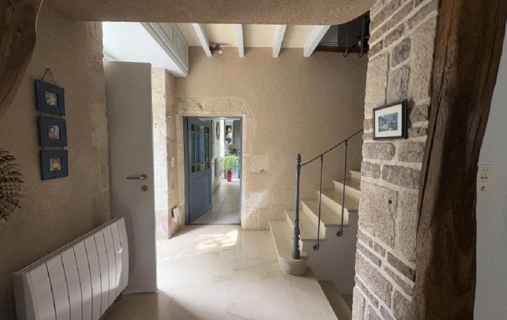 Maison VILLEFAGNAN (16240)  192 m2 265 950 € 